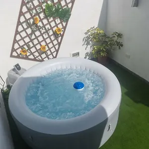 Con Jacuzzi Climatizado, Barbacoa Y Cerca De La Playa Abades (Tenerife)